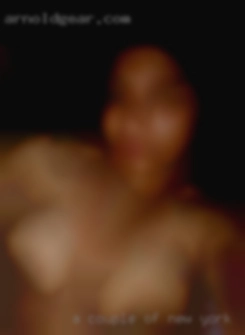 A couple in New York of lady to play with.